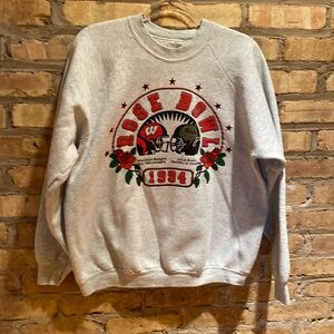 Vtg 1994 Wisconsin badger, Rose Bowl sweatshirt, UC LA Bruins NCAA football XL